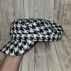 Black White Houndstooth Newsboy Cap Baker Boy Hat One Size Chic Classic